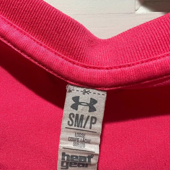 Hot Pink Women’s Under Armour V-Neck Dri-Fit Workout T-Shirt Size Small - Picture 3 of 5